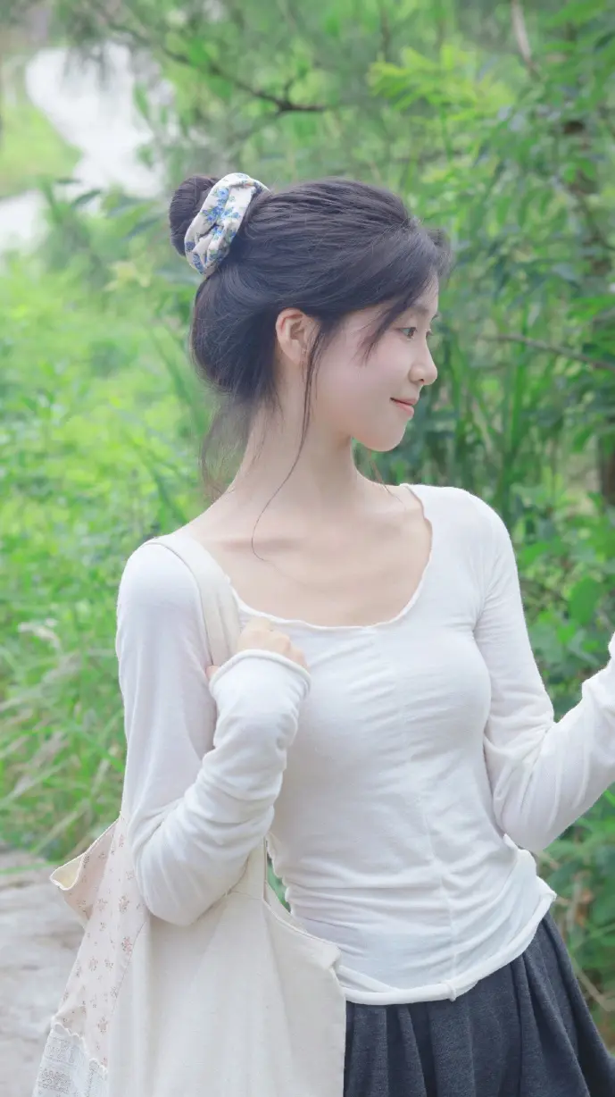 万年历黄历界面